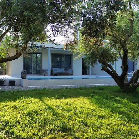 Vila Villa-agrielia Nikiana