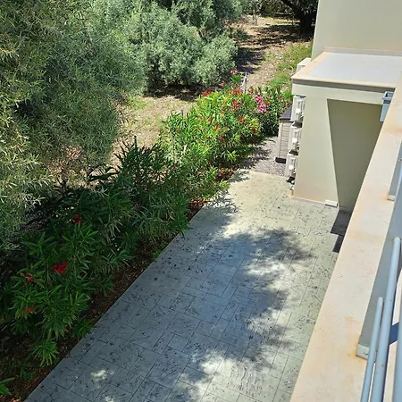 Vila Villa-agrielia